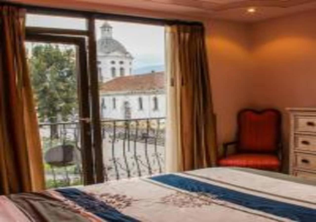 Hotel Azul De La Plaza By Chat Noir Cuenca Exteriör bild